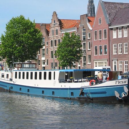 Hotelboat Fleur Amsterdam Exterior photo