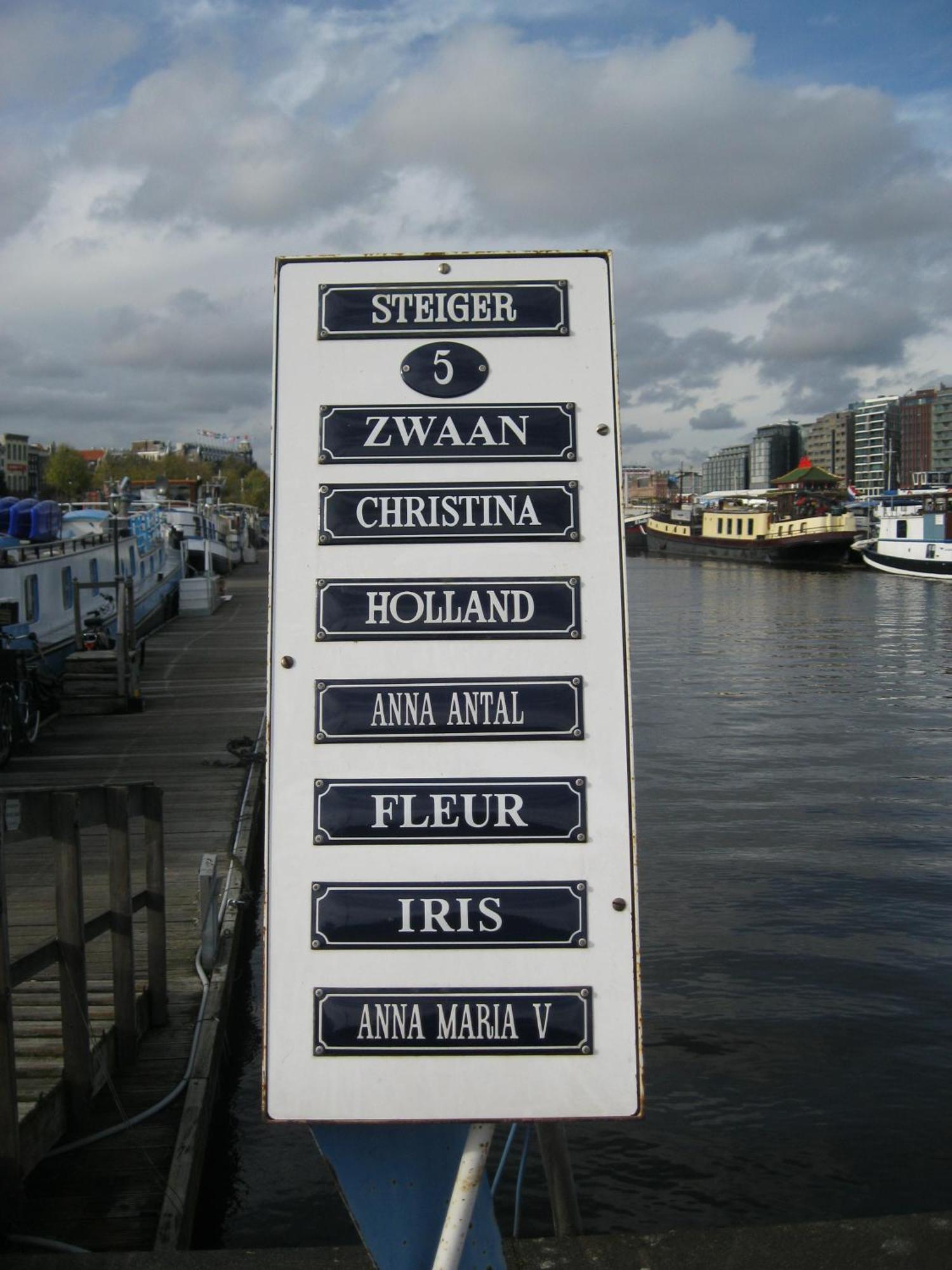 Hotelboat Fleur Amsterdam Exterior photo